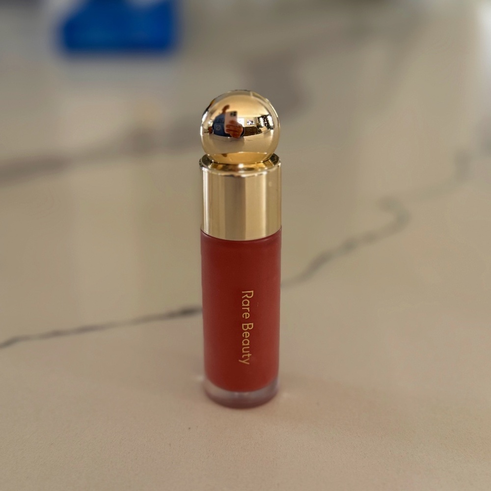 Rare Beauty by Selena Gomez- Soft Pinch Liquid Blush Shade Encourage